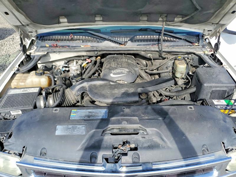 Photo 12 from auction – 2002 CHEVROLET SUBURBAN with VIN 3GNFK16T62G350816