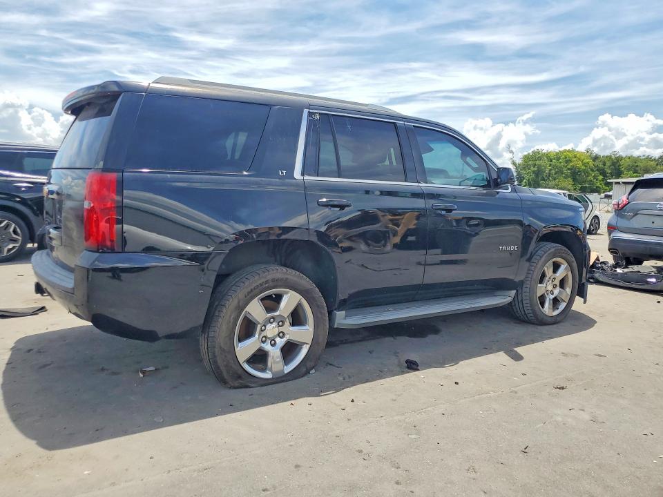 Photo 3 from auction – 2015 CHEVROLET TAHOE with VIN 1GNSCBKC7FR594715