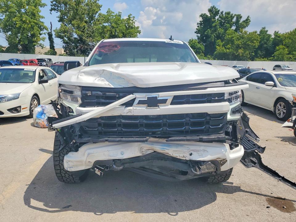 Photo 5 from auction – 2024 CHEVROLET SILVERADO with VIN 1GCUDEED3RZ233362