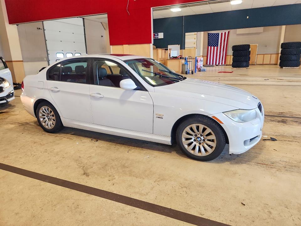 Photo 4 from auction – 2009 BMW 328 with VIN WBAPK53519A512223