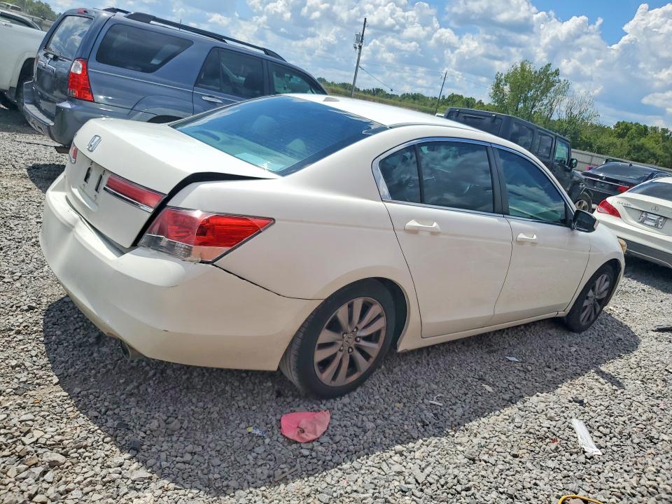 Photo 3 from auction – 2012 HONDA ACCORD with VIN 1HGCP2F84CA068822
