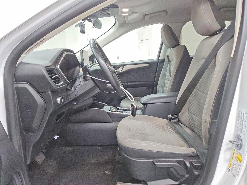 Photo 7 from auction – 2021 FORD ESCAPE with VIN 1FMCU0G65MUA68669