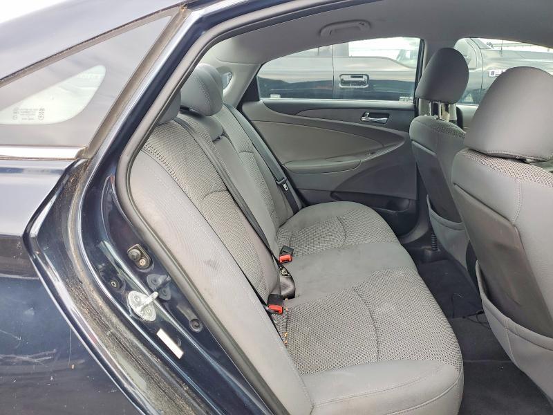 Photo 10 from auction – 2011 HYUNDAI SONATA with VIN 5NPEB4AC5BH129373