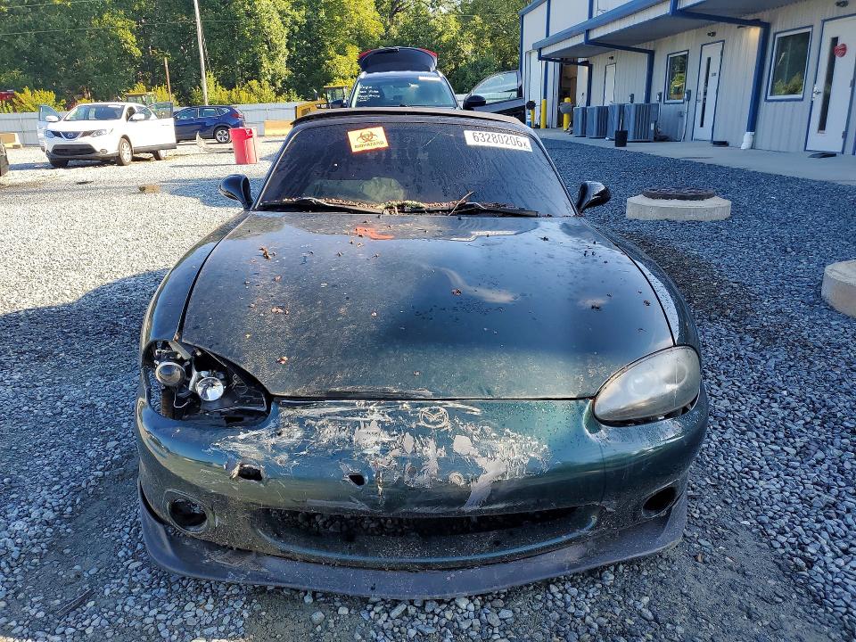 Photo 5 from auction – 1999 MAZDA MX-5 MIATA with VIN JM1NB3534X0100617