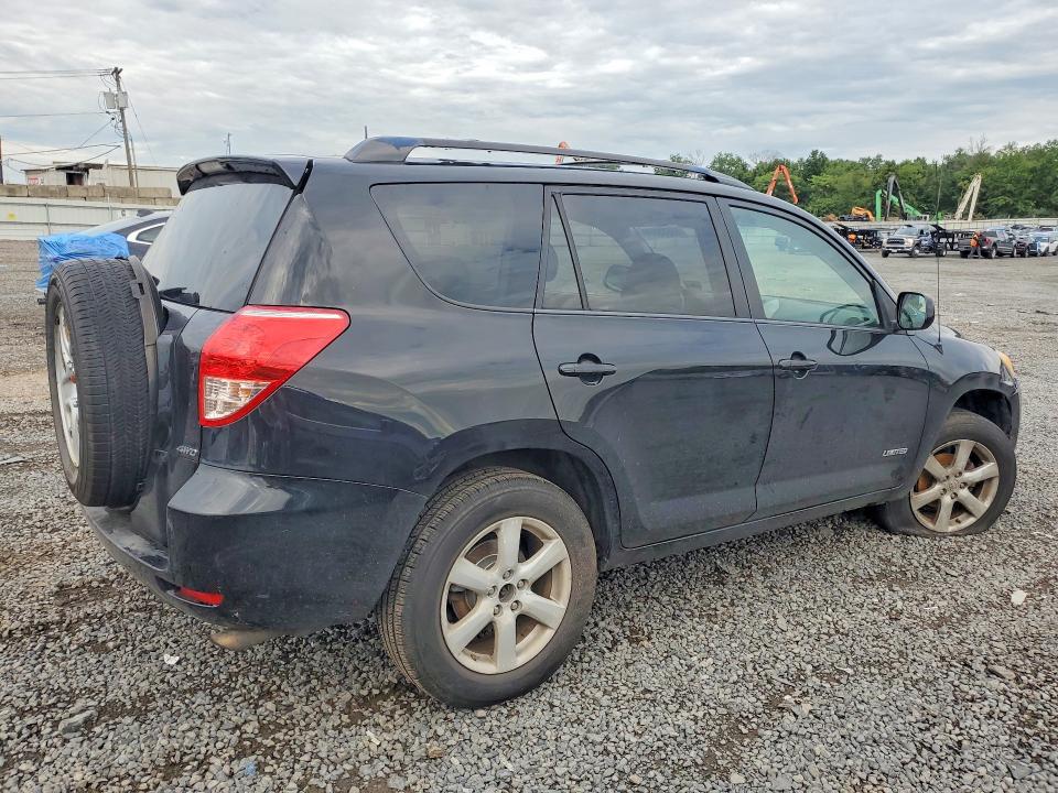Photo 3 from auction – 2007 TOYOTA RAV4 with VIN JTMBD31V675052867