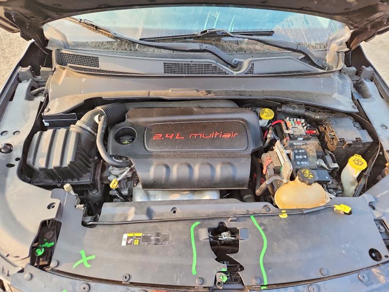 Photo 12 from auction – 2018 JEEP COMPASS with VIN 3C4NJDCB4JT333586