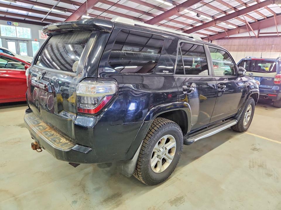 Photo 3 from auction – 2016 TOYOTA 4RUNNER with VIN JTEBU5JR7G5356414
