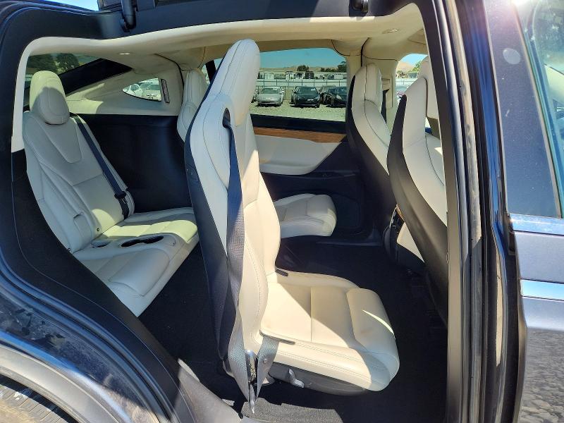 صورة رقم 11 من المزاد - 2018 TESLA MODEL X مع VIN 5YJXCBE27JF110302
