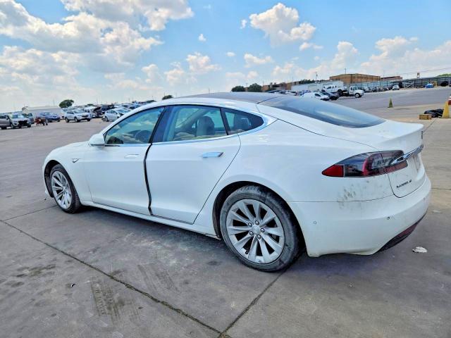 Photo 2 from auction – 2016 TESLA MODEL S with VIN 5YJSA1E19GF159236