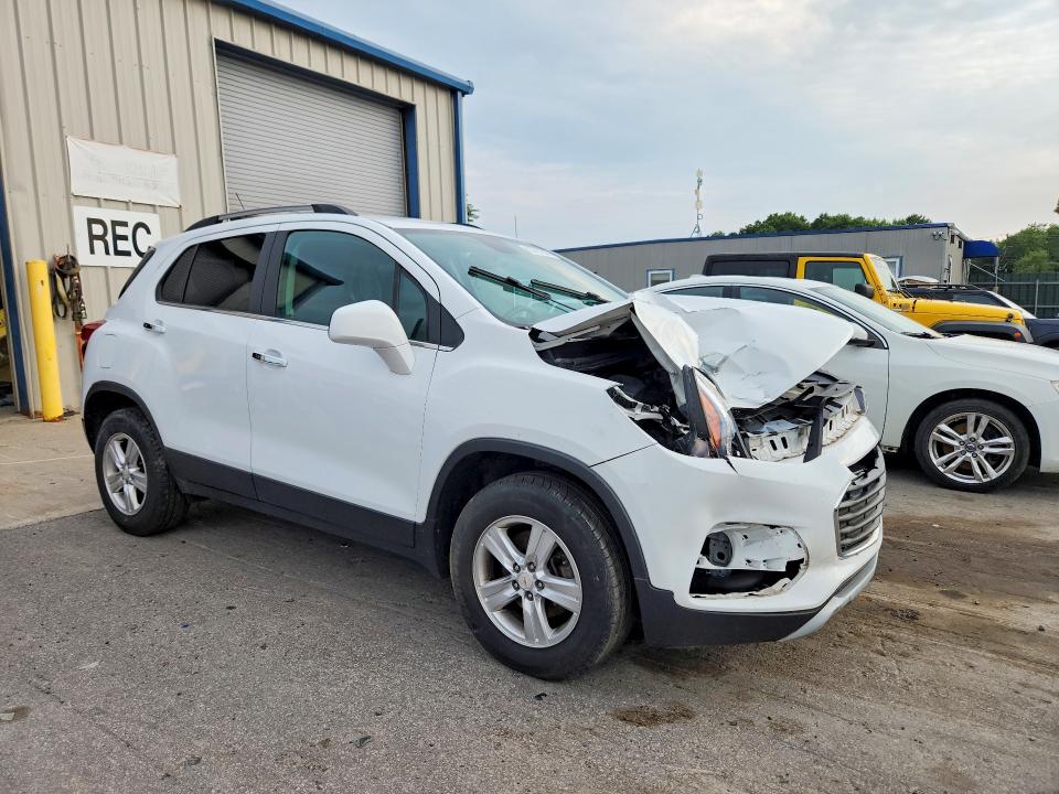 Photo 4 from auction – 2018 CHEVROLET TRAX with VIN KL7CJPSB2JB568786