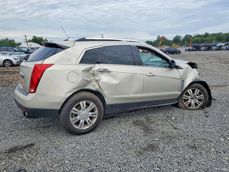 Zdjęcie 3 z aukcji – 2015 CADILLAC SRX z VIN 3GYFNEE30FS555943