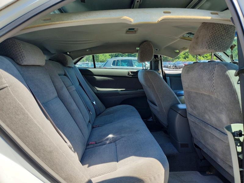 Photo 10 from auction – 2003 TOYOTA CAMRY with VIN 4T1BE32K43U198228
