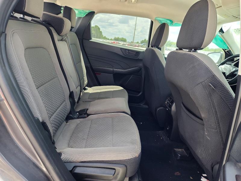 Photo 11 from auction – 2022 FORD ESCAPE with VIN 1FMCU9G64NUB22095