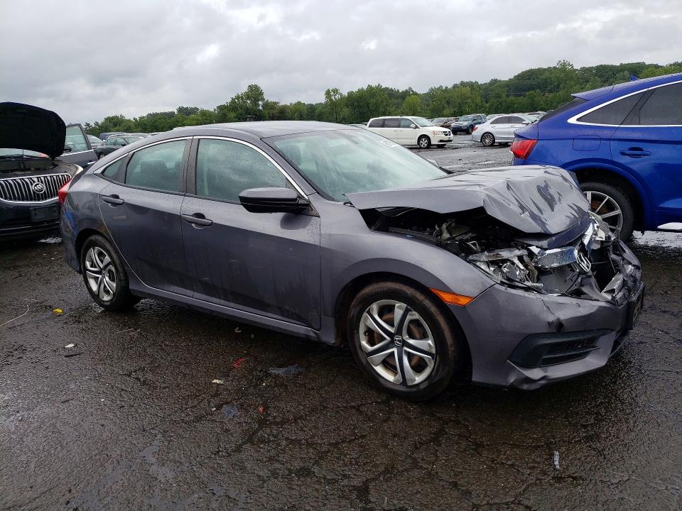 Photo 4 from auction – 2018 HONDA CIVIC with VIN 2HGFC2F58JH587837