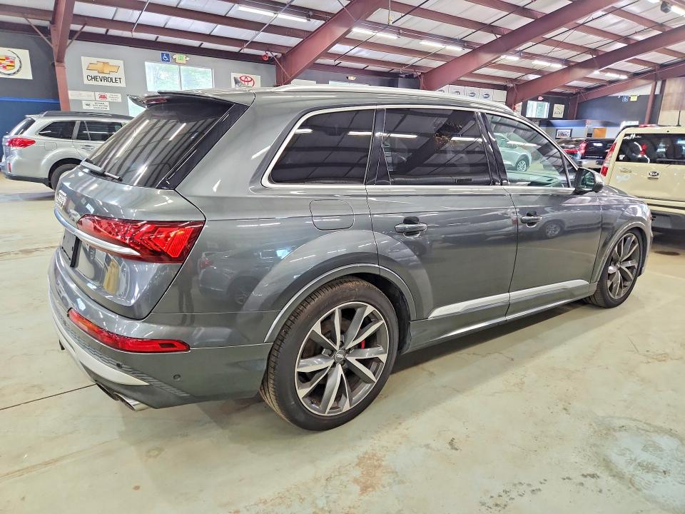 Photo 3 from auction – 2020 AUDI SQ7 with VIN WA1VWAF76LD013258