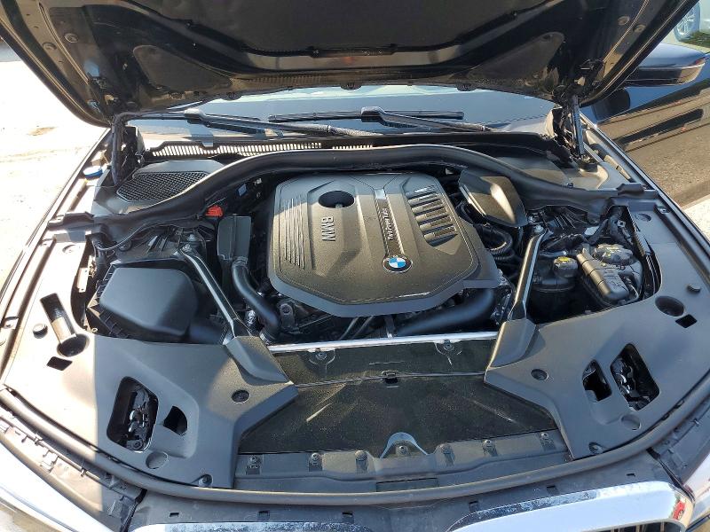 Photo 11 from auction – 2017 BMW 540 with VIN WBAJE7C3XHG887501