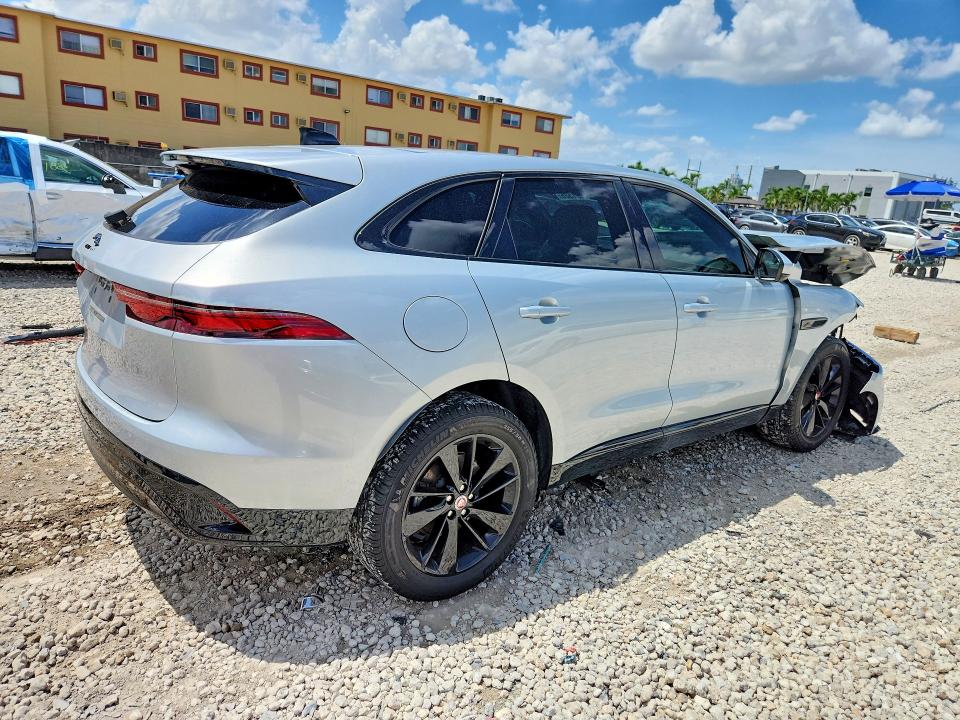 صورة رقم 3 من المزاد - 2022 JAGUAR F-PACE مع VIN SADCJ2EX5NA700422