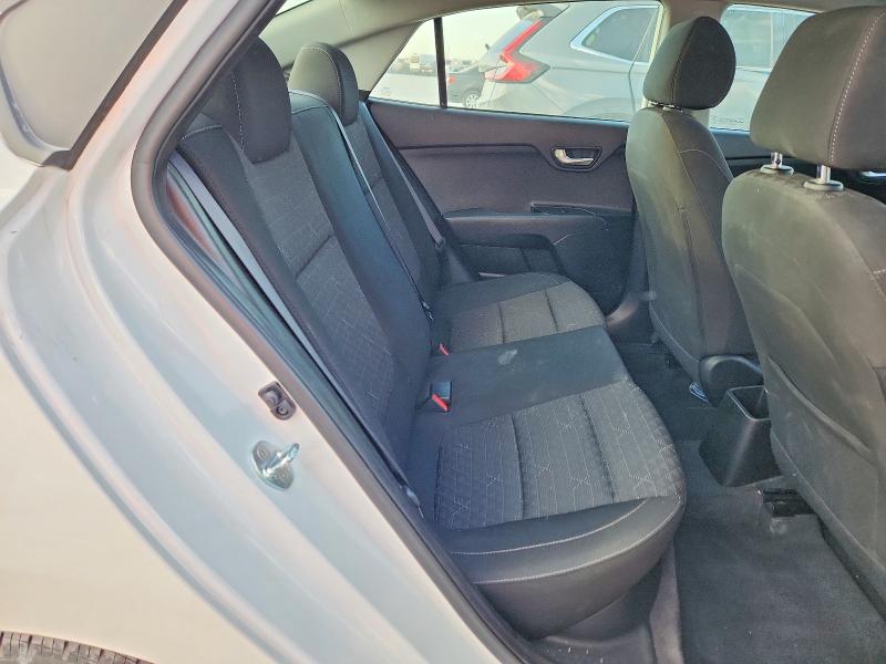 Foto 10 de la subasta – 2022 KIA RIO con VIN 3KPA24AD9NE473983