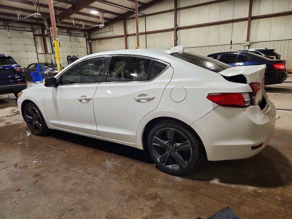 Photo 2 from auction – 2015 ACURA ILX with VIN 19VDE1F75FE010755