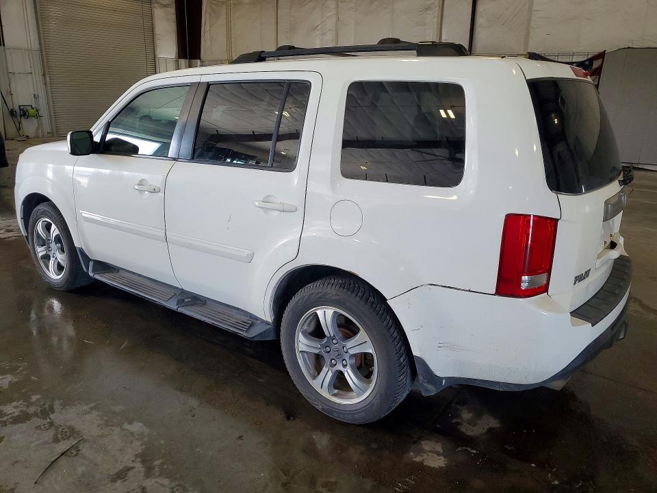 Photo 2 from auction – 2015 HONDA PILOT with VIN 5FNYF4H32FB008022
