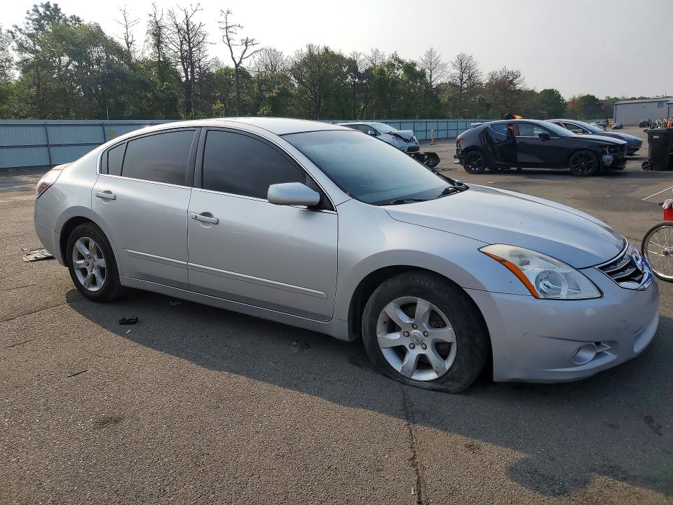 Photo 4 from auction – 2010 NISSAN ALTIMA with VIN 1N4AL2AP2AN430187