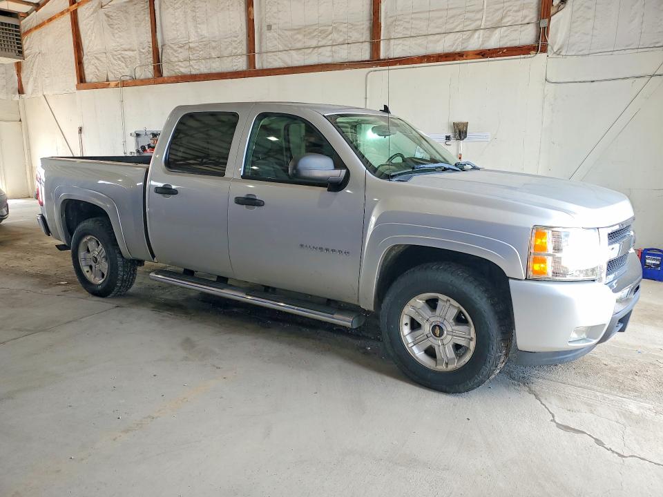 Снимка 4 от търг – 2011 CHEVROLET SILVERADO с VIN 3GCPKSE36BG375607
