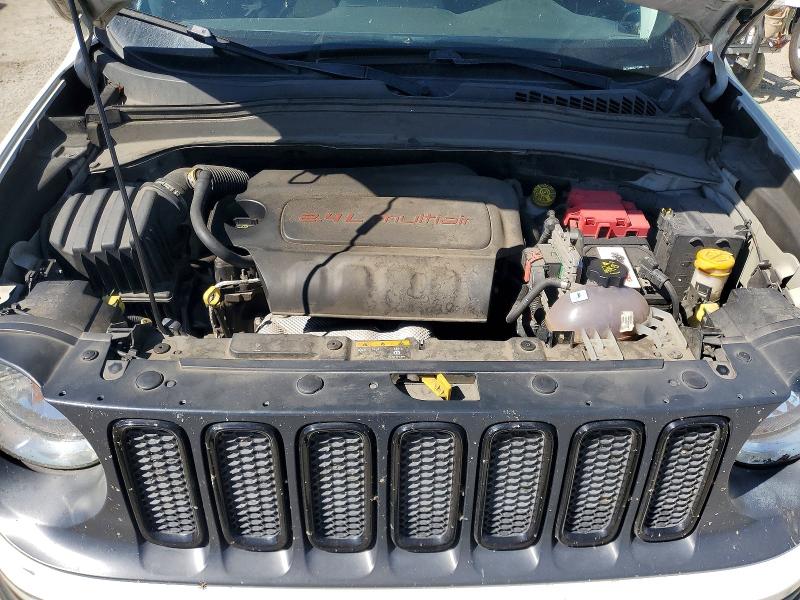 Photo 12 from auction – 2018 JEEP RENEGADE with VIN ZACCJABBXJPJ20072