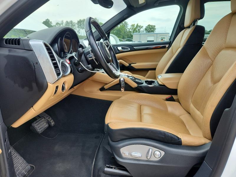Photo 7 from auction – 2016 PORSCHE CAYENNE with VIN WP1AA2A25GKA16091