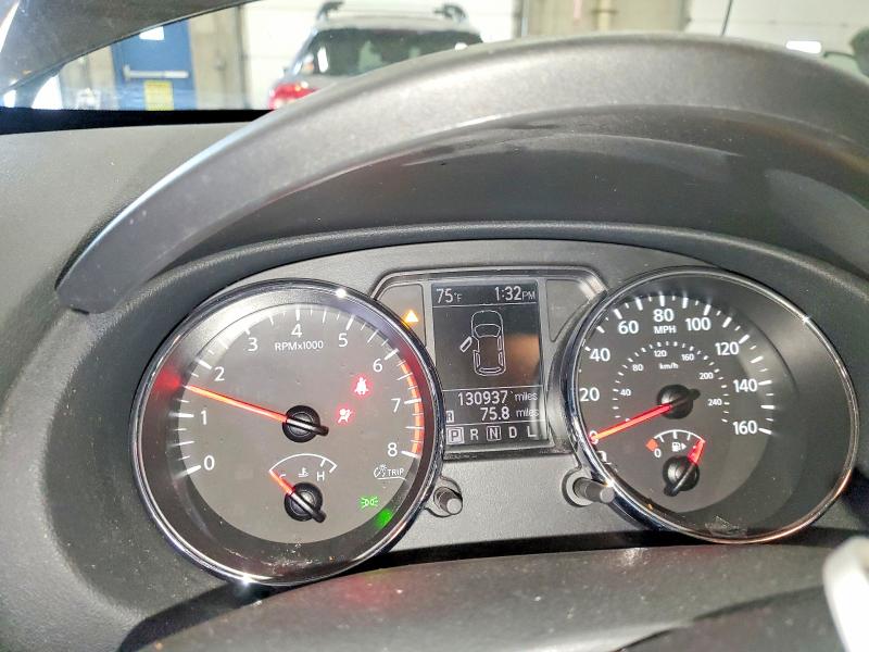 Photo 9 from auction – 2013 NISSAN ROGUE with VIN JN8AS5MV2DW637433
