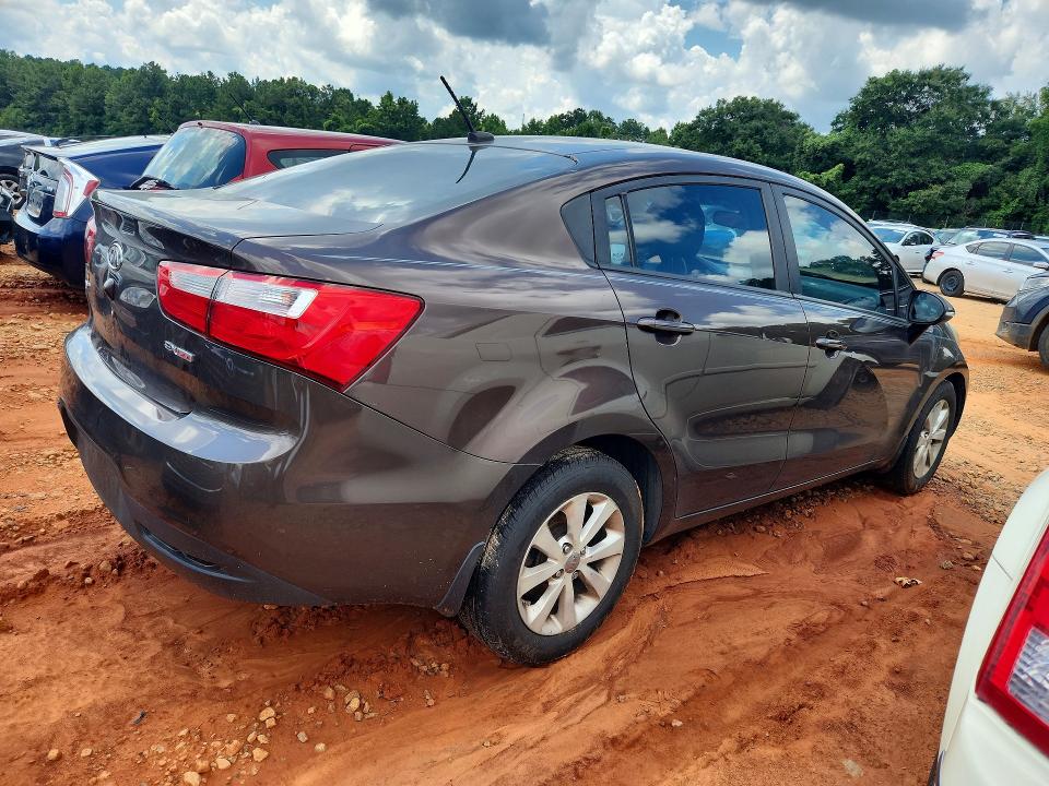 Photo 3 from auction – 2012 KIA RIO with VIN KNADN4A32C6093122