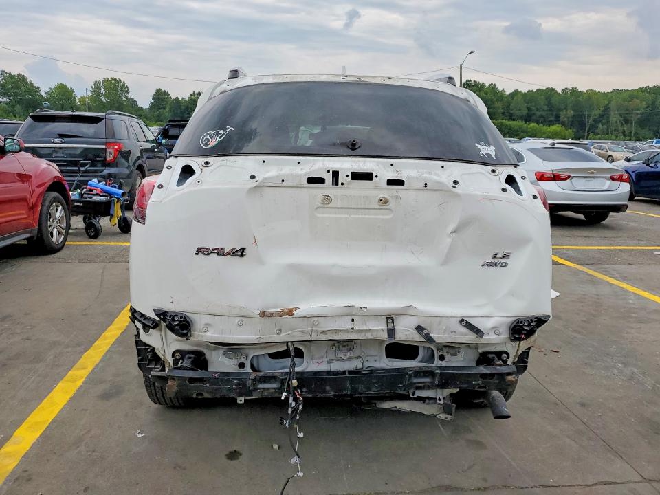 Photo 6 from auction – 2016 TOYOTA RAV4 with VIN JTMBFREV7GD191483