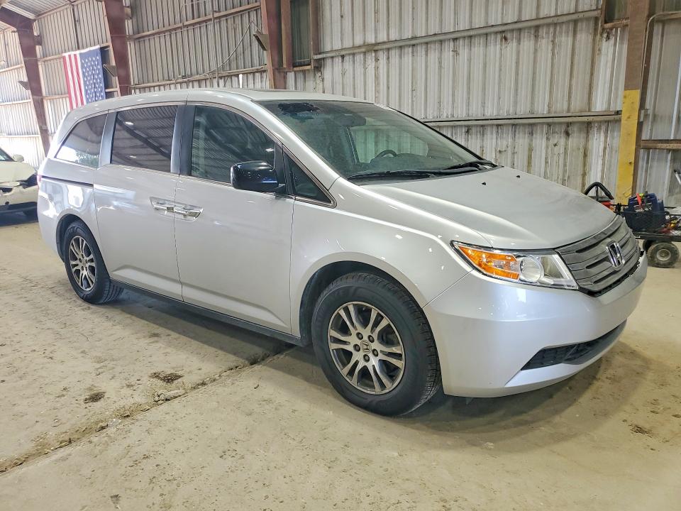Photo 4 from auction – 2012 HONDA ODYSSEY with VIN 5FNRL5H69CB011427