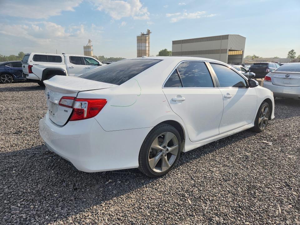 Photo 3 from auction – 2013 TOYOTA CAMRY with VIN 4T1BK1FK1DU536743