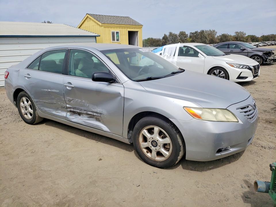 Photo 4 from auction – 2007 TOYOTA CAMRY with VIN 4T1BE46K57U144930