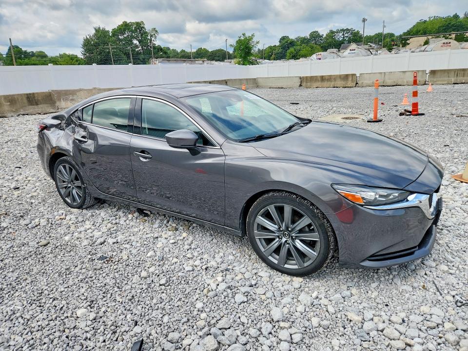 Photo 4 from auction – 2018 MAZDA 6 with VIN JM1GL1TY9J1300760