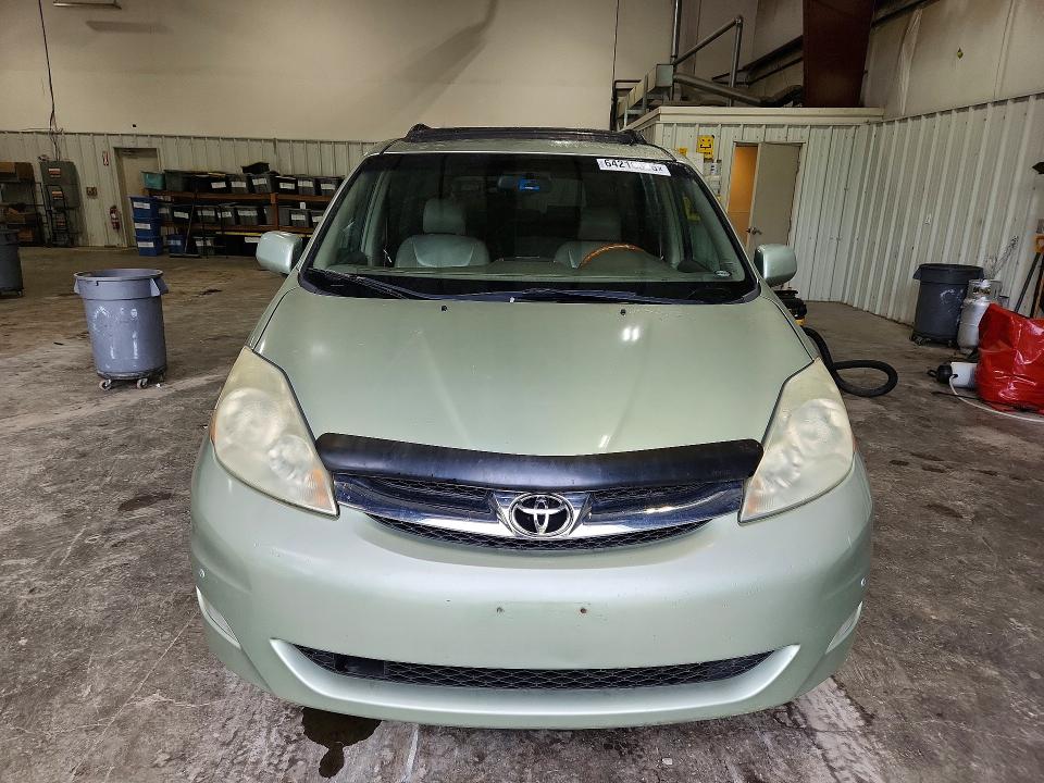 Photo 5 from auction – 2006 TOYOTA SIENNA with VIN 5TDBA22C06S066532