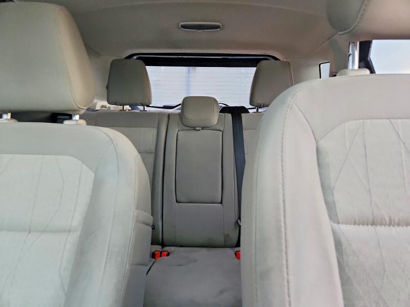 Photo 10 from auction – 2019 FORD ECOSPORT with VIN MAJ3S2GE1KC287232