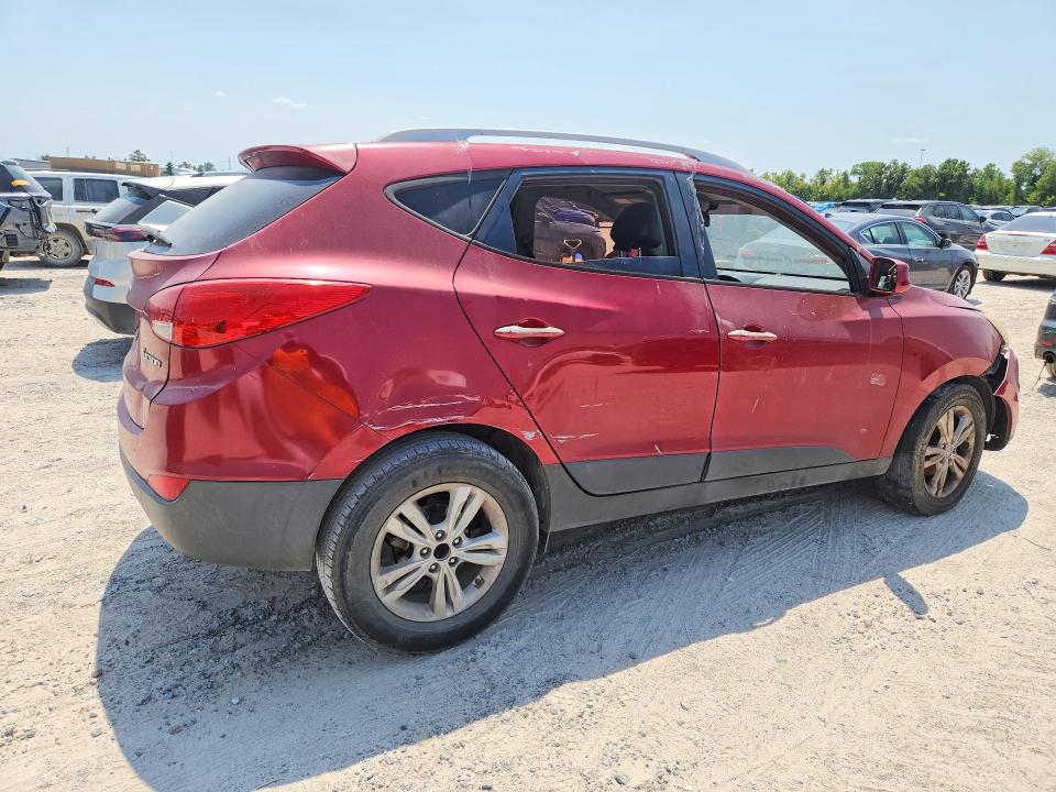 Photo 3 from auction – 2011 HYUNDAI TUCSON with VIN KM8JU3AC2BU126595