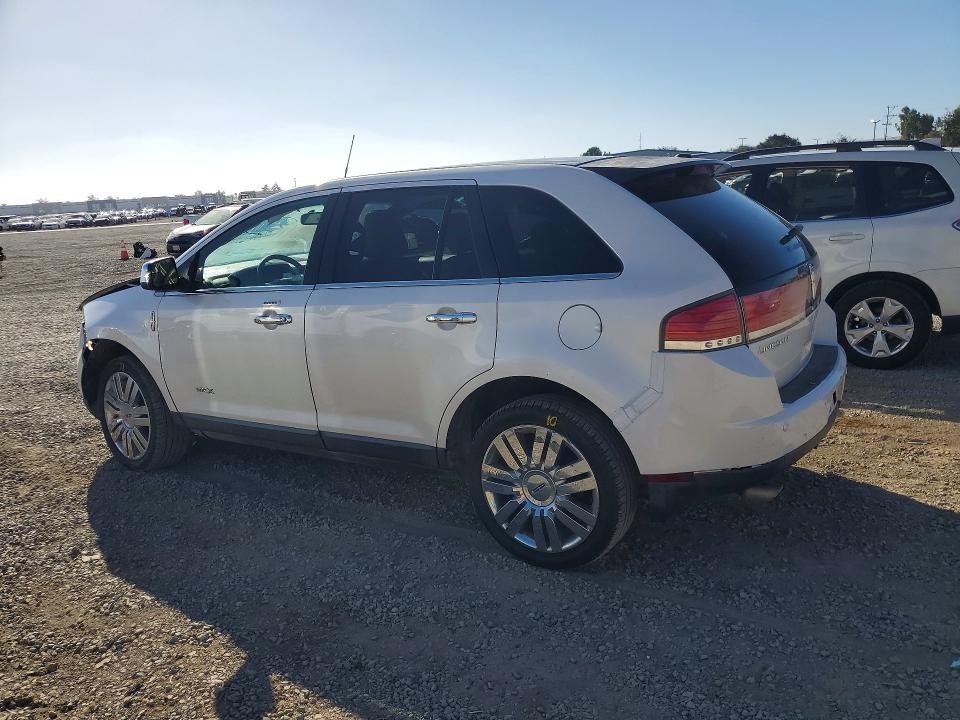 Photo 2 from auction – 2010 LINCOLN MKX with VIN 2LMDJ8JC1ABJ33744