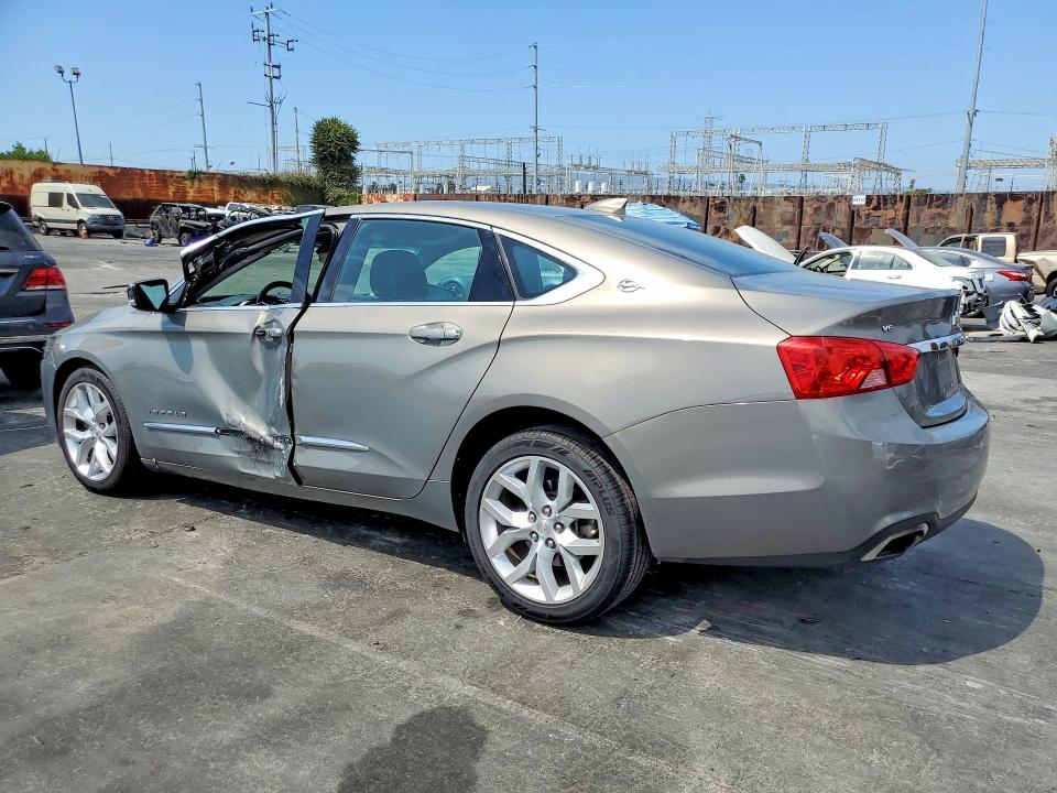Photo 2 from auction – 2019 CHEVROLET IMPALA with VIN 2G1105S32K9156941