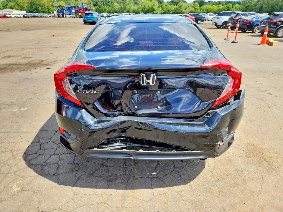 Photo 6 from auction – 2017 HONDA CIVIC with VIN 2HGFC2F58HH559417
