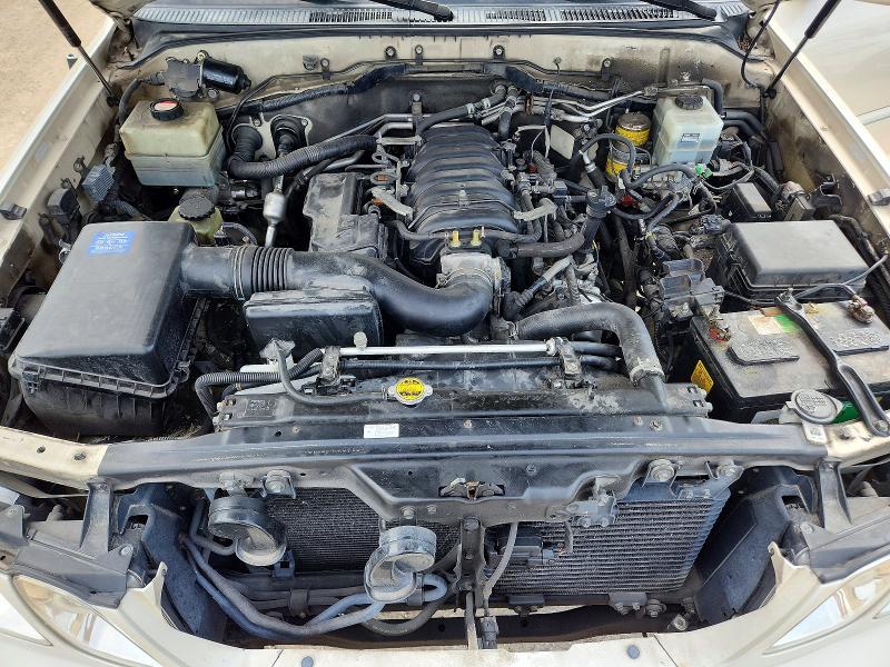 Photo 11 from auction – 2006 LEXUS LX with VIN JTJHT00W664003899