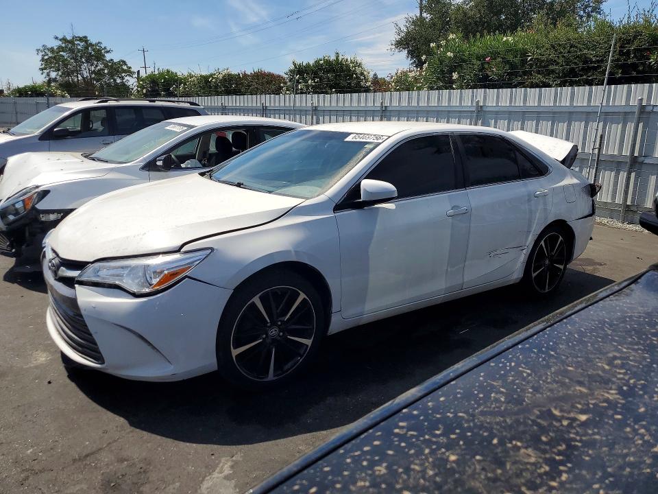 TOYOTA CAMRY 2016 with VIN 4T1BF1FK4GU515815 - Photo from auction