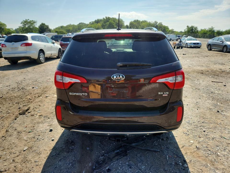 Photo 6 from auction – 2014 KIA SORENTO with VIN 5XYKW4A71EG430020