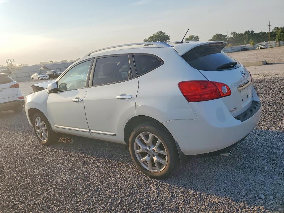 Photo 2 from auction – 2013 NISSAN ROGUE with VIN JN8AS5MV4DW619998