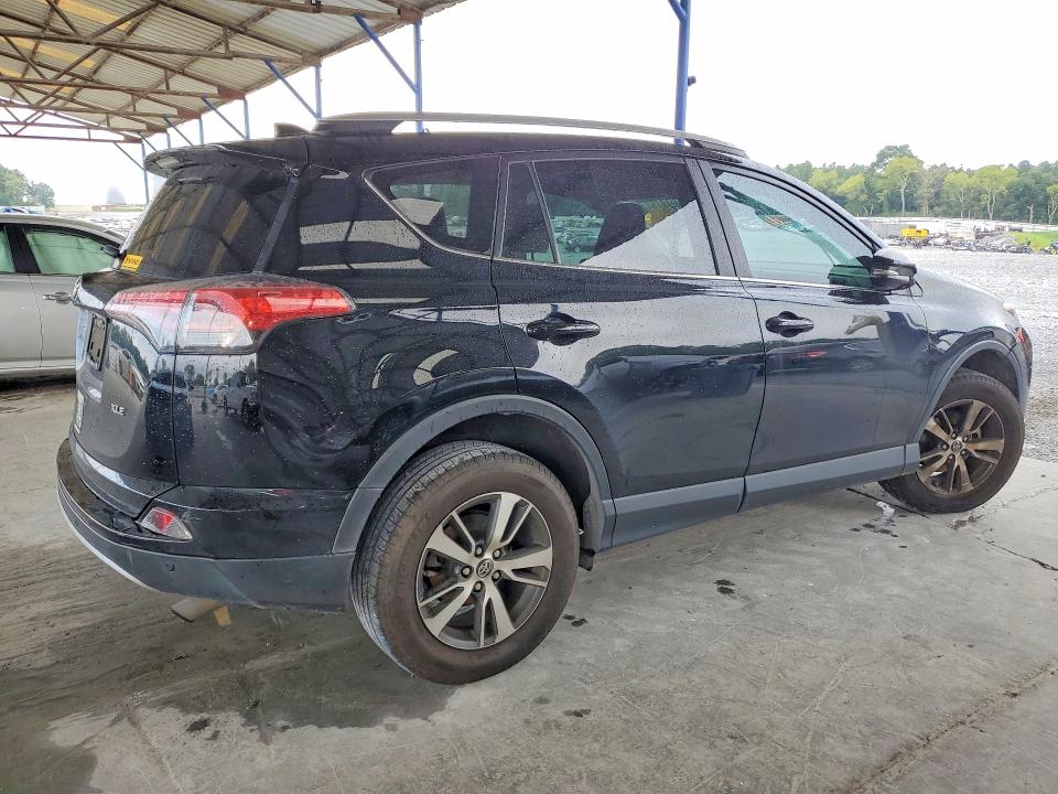 Photo 3 from auction – 2017 TOYOTA RAV4 with VIN 2T3WFREV7HW343395