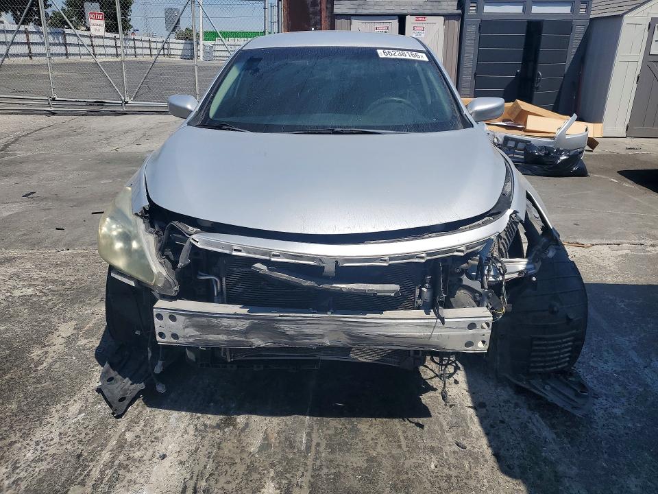 Photo 5 from auction – 2015 NISSAN ALTIMA with VIN 1N4AL3AP4FC102892
