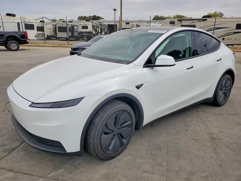 TESLA MODEL Y 2026 with VIN 7SAYGDEE2TA653123 - Photo from auction