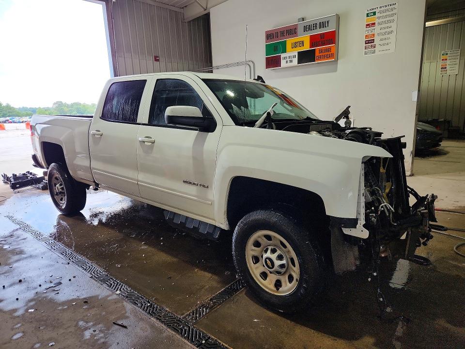 Photo 4 from auction – 2017 CHEVROLET SILVERADO with VIN 1GC1KVEY3HF220784