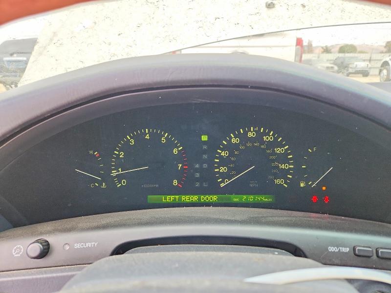 صورة رقم 9 من المزاد - 2000 LEXUS LS مع VIN JT8BH28F7Y0181615